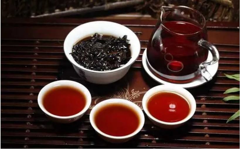黑茶飲用有哪些禁忌？犯了禁忌黑茶有什么功效？