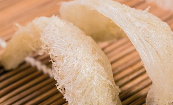 燕窩的功效與作用是什么？吃燕窩對(duì)人體有哪些好處？